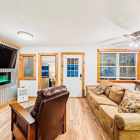 Cozy Cub Mountain Escape Vila Gatlinburg Exterior foto